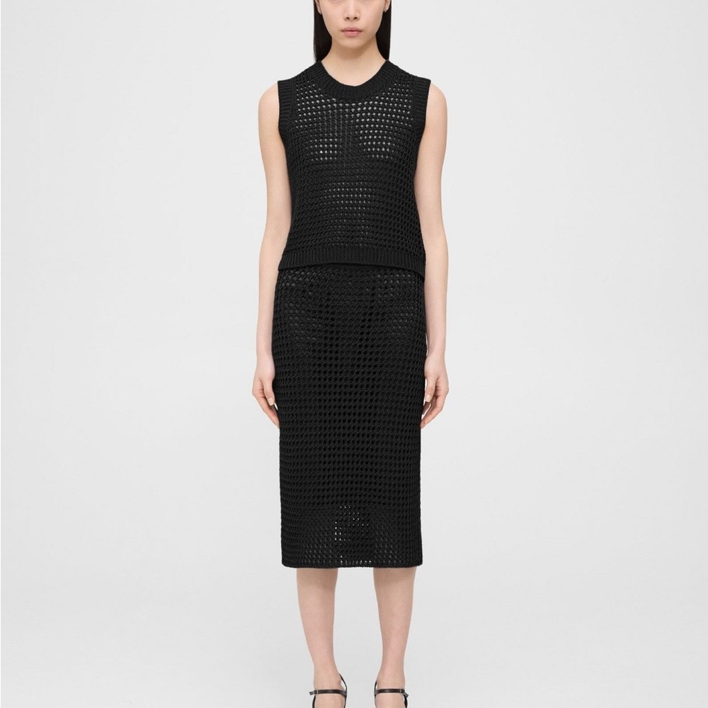 Elegant Black Women's Skirt